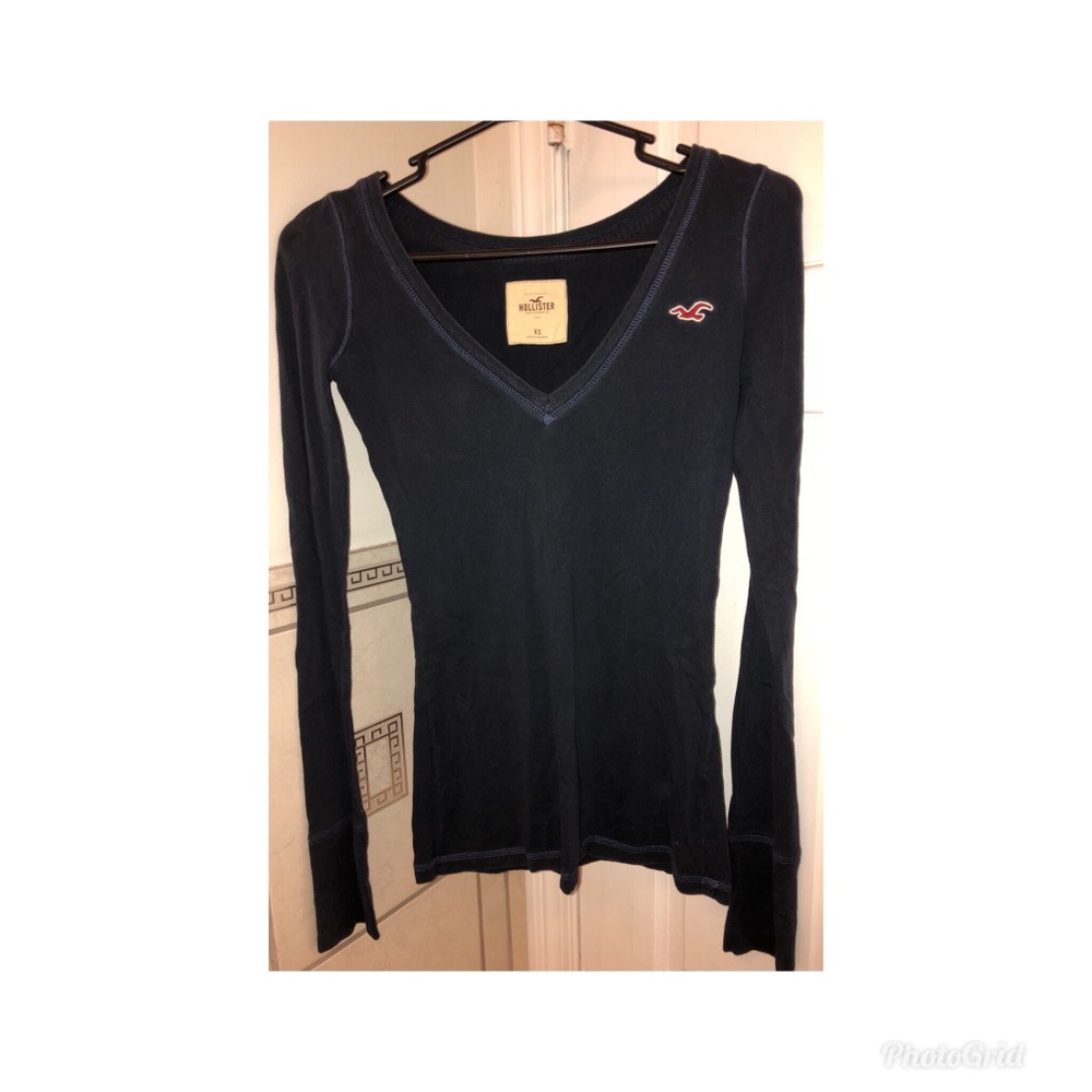 Long sleeve v-neck